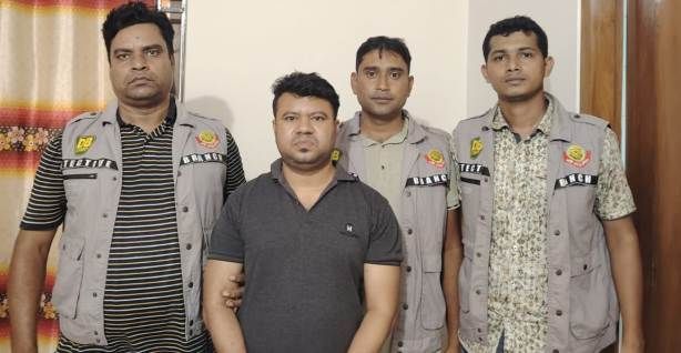 উত্তরা থেকে সনদপত্র জালিয়াতি চক্রের মূলহোতা গ্রেফতার
