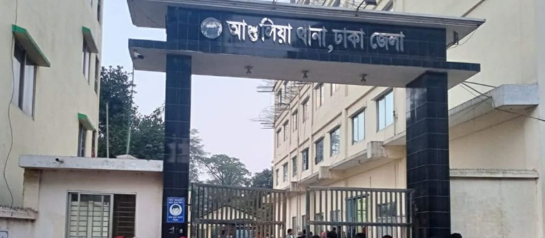 আশুলিয়া থানার নবনিযুক্ত অফিসার ইনচার্জ (ওসি) রুবেল হাওলাদারের যোগদান