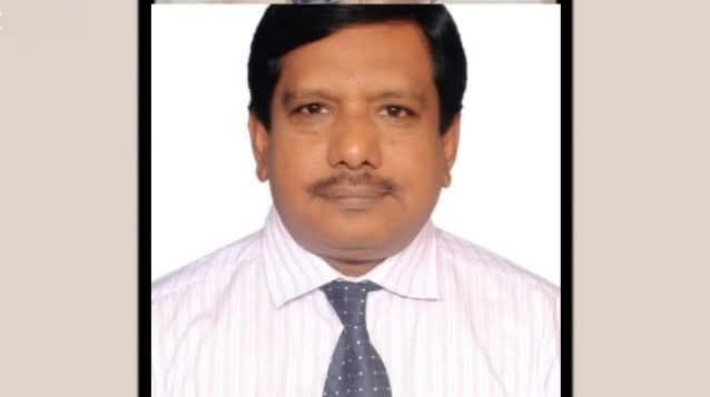 খুলনার রূপসা ব্রিজের ২নম্বর পিলারের বেজমেন্ট থেকে সাংবাদিক বুলুর লাশ উদ্ধার করেছে পুলিশ
