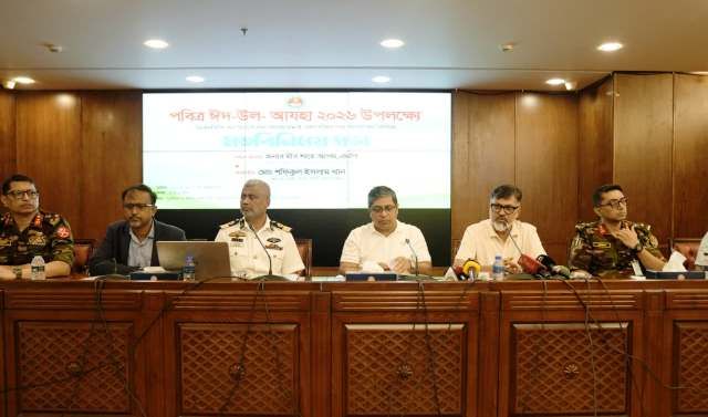 ঈদে শহর পরিচ্ছন্নতায় ১৬ হাজার কর্মী ও সাড়ে ৭ শত গাড়ি নিয়ে মাঠে নামছে ডিএনসিসি