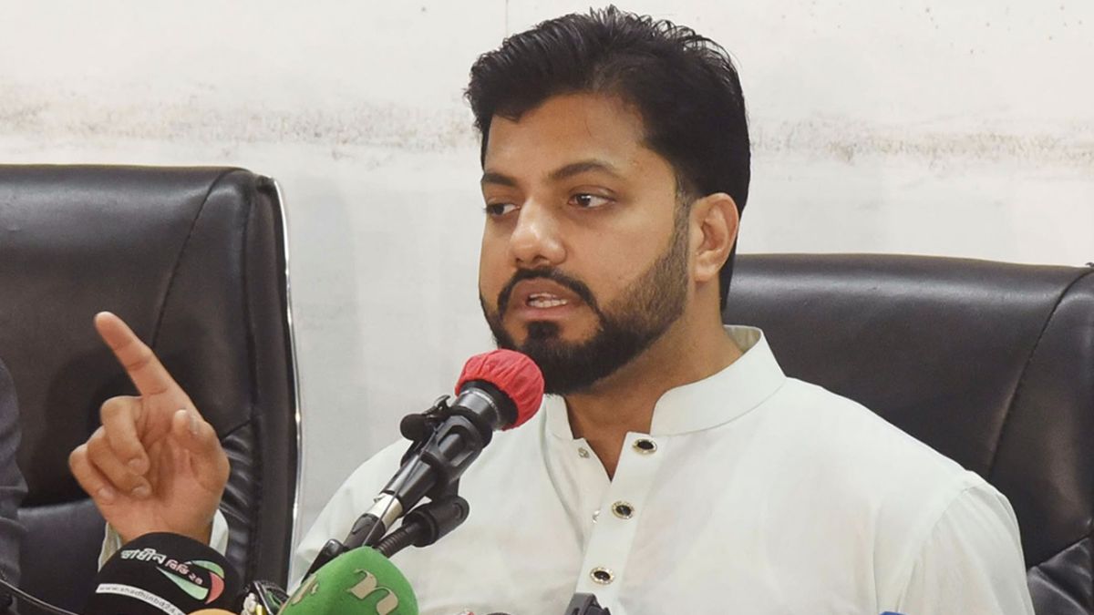 বাসস্থানে এসে শপথ পড়ানোর প্রস্তাব দিলেও লাভ নাই: ইশরাক হোসেন