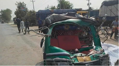 কুষ্টিয়ায় সড়ক দুর্ঘটনায় ৫ জন নিহত