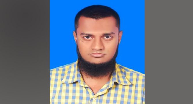 ছাতক এলজিইডি কার্যালয়ে ‘ঘুষ  সম্রাট’ রিয়াজ : পিয়ন থেকে কোটিপতি