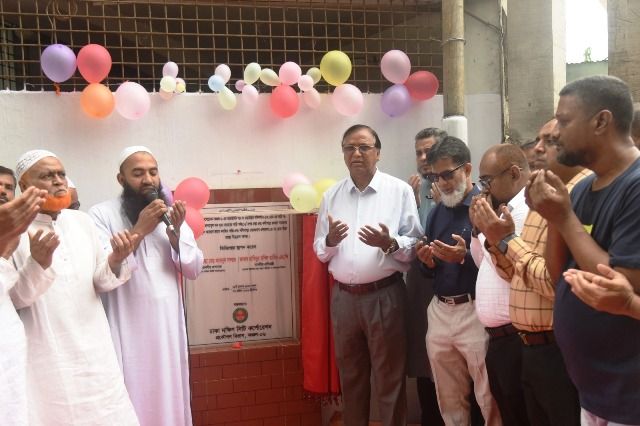 দক্ষিণগাঁও ও নন্দীপাড়ায় ডিএসসিসির রাস্তা উন্নয়ন কাজের ভিত্তিপ্রস্তর স্থাপন