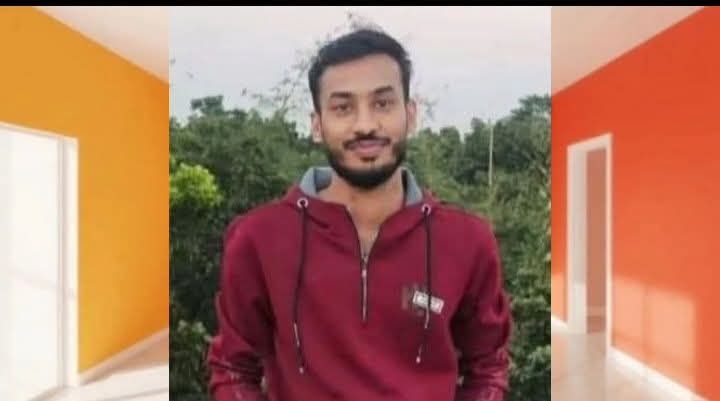 খুলনার রূপসায় দুর্বৃত্তদের গুলিতে রাশেদ ওরফে বিকুল নামে এক যুবককে গুলি করে হত্যা