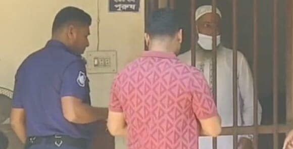 রূপগঞ্জে কিশোর রাকিব হত্যা ও দুই চাঁদাবাজি মামলার আসামি গ্রেফতার
