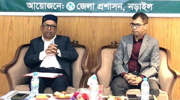 নড়াইল জেলা প্রশাসনের কর্মকর্তাদের সাথে বিসিএস প্রশাসন একাডেমির রেক্টরের মতবিনিময়