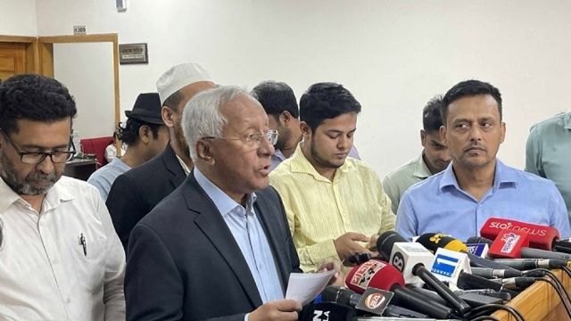 নির্বাচন কমিশন এনসিপিসহ নতুন তিন দলকে নিবন্ধন দিলো