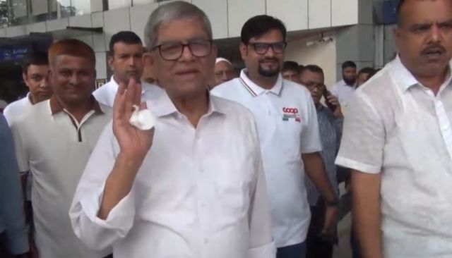 নিজেদের দ্বন্ধ ভুলে দলকে শক্তিশালী করতে হবে -মির্জা ফখরুল ইসলাম