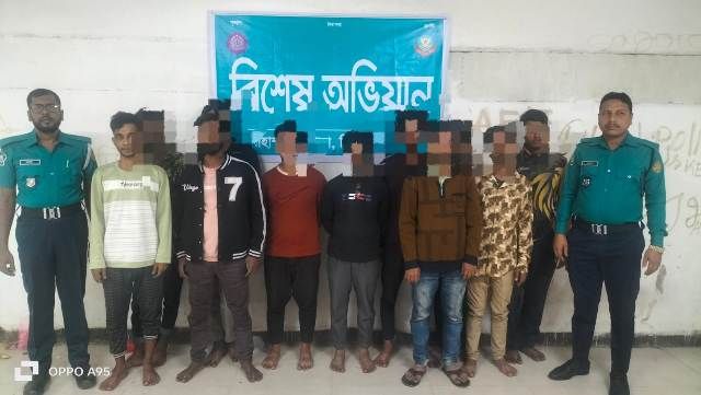 মোহাম্মদপুর থানা পুলিশের বিশেষ অভিযানে বিভিন্ন অপরাধে জড়িত ১১ জন গ্রেফতার
