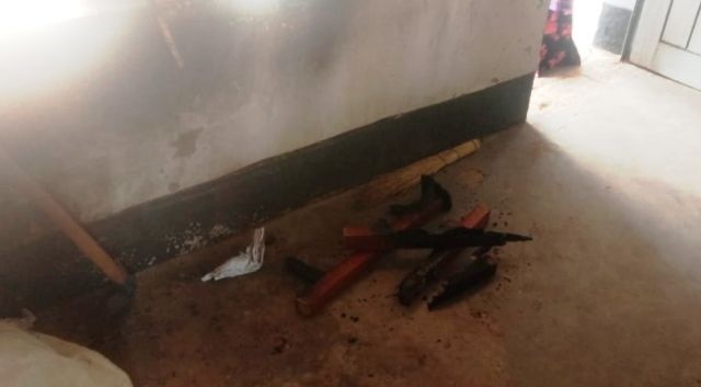 তানোরের লালপুর স্কুলের অফিস কক্ষে আগুন