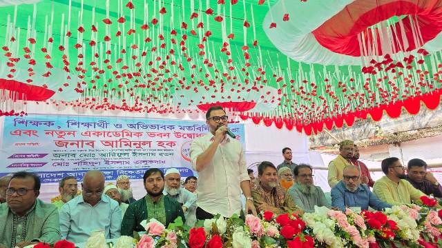 শিক্ষায় খেলাধুলা ও ‘হ্যাপিনেস কারিকুলাম’ আনতে চান আমিনুল হক