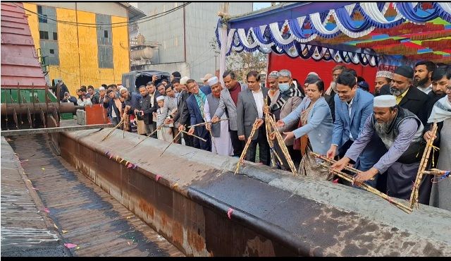 ৫৮ কোটি টাকা লোকসানের বোঝা মাথায়  নিয়ে দেশের বৃহত্তম জয়পুরহাট চিনিকলের ৬৩ তম আখ মাড়াই মৌসুম শুরু