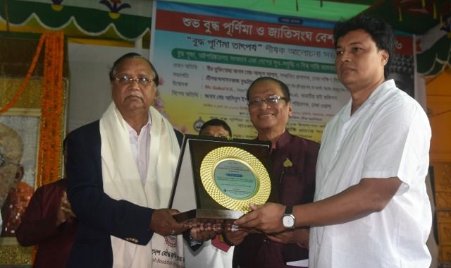 ধর্মরাজিক বৌদ্ধ মহাবিহারে বুদ্ধ পূর্ণিমা উদযাপন: বাসাবো এলাকার অবকাঠামো উন্নয়নে ডিএসসিসি প্রশাসকের ঘোষণা