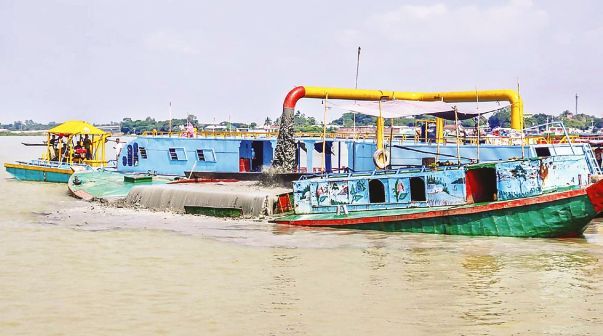 শিবালয়ে মিরাজ হত্যা মামলায় বিতর্কিত আলোচনায় সক্রিয় কুচক্রী মহল