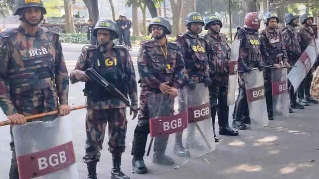 যমুনার নিরাপত্তায় ৬ প্লাটুন বিজিবি মোতায়েন