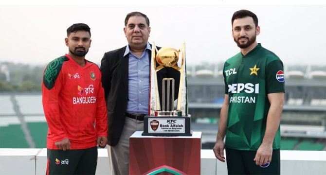 পাকিস্তানের বিপক্ষে টসে হেরে ফিল্ডিংয়ে বাংলাদেশ
