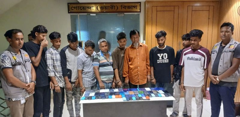 গুলিস্তানে চোরাই মোবাইল চক্রের দশ সক্রিয় সদস্য গ্রেফতার: উদ্ধার ১০৩টি ফোন