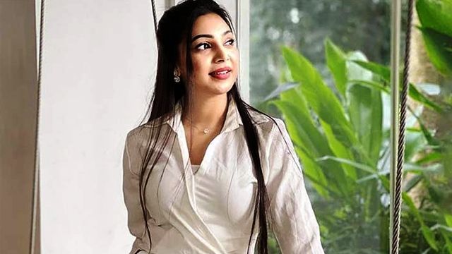 অনুমতি ছাড়া আমার ছবি ও ভিডিও ব্যবহার করা বন্ধ করুন