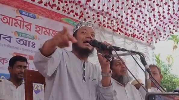 মাগুরায় তাফসীরুল কুরআন মাহফিলে মুফতি আমীর হামজা