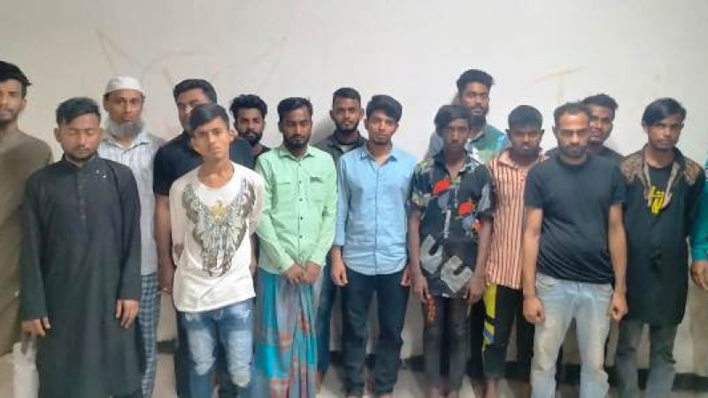 মাদক কারবারিসহ বিভিন্ন অপরাধে জড়িত ১৫ জনকে গ্রেফতার করেছে মোহাম্মদপুর থানা পুলিশ