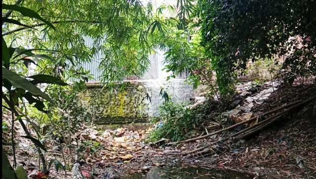 নবীনগরে সরকারি খাল দখল করে ঘর নির্মাণের অভিযোগ