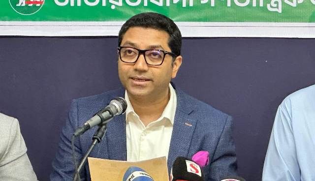 তারেক রহমান এবং  প্রধান উপদেষ্টার বৈঠক ফলপ্রসূ হয়েছে : ববি হাজ্জাজ