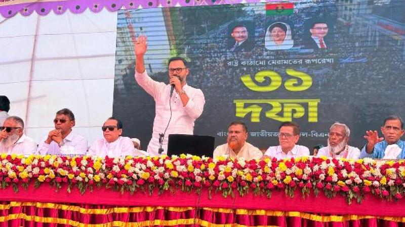 একটি গোষ্ঠী স্বৈরাচারী মনোভাব নিয়ে কথা বলছে: আমিনুল হক