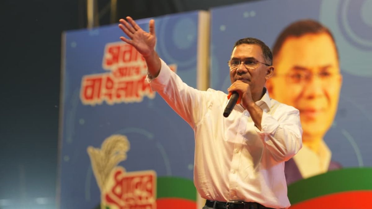 "কেউ যায় দিল্লি, কেউ যায় পিন্ডি, একমাত্র বিএনপিই মানুষের পাশে থাকে"
