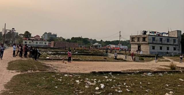 আশুলিয়ায় কিশোর গ্যাং-মাদক সন্ত্রাসীদের অবাধ বিচরণ, আতঙ্কে শ্রমিক ও স্থানীয়রা!