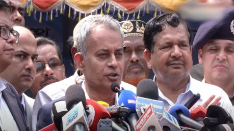বাস কাউন্টার থেকে নির্ধারিত ভাড়া নেওয়া হচ্ছে: সড়ক পরিবহনমন্ত্রী