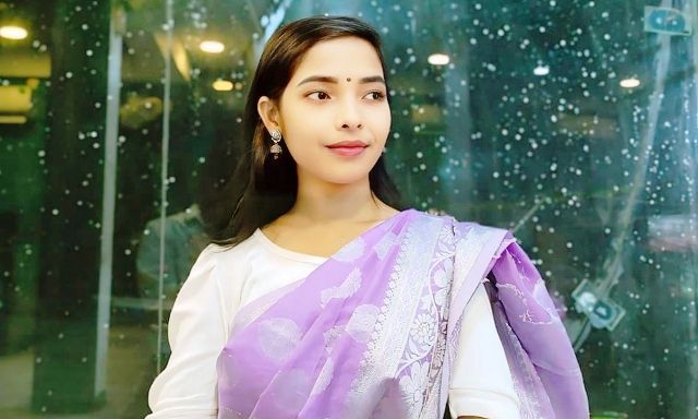 লঞ্চ থেকে নদীতে ঝাঁপ দেওয়া কলেজছাত্রীর মরদেহ উদ্ধার
