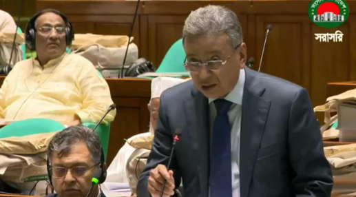 সরকারের প্রথম বাজেট উত্থাপন: আকার ৯ লাখ ৩৮ হাজার কোটি টাকা