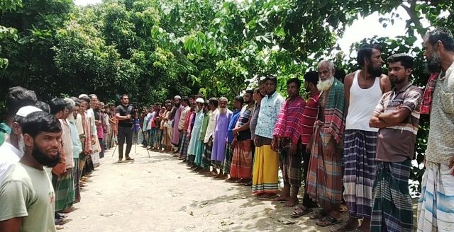 ধর্মপাশায় বেরিকান্দী গ্রামবাসীর প্রতিবাদ সমাবেশ