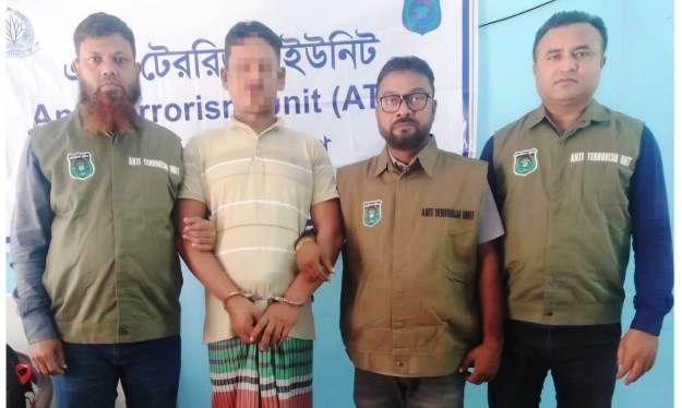 ৩ বছরের সাজাপ্রাপ্ত  ১ জন পলাতক আসামী গ্রেফতার