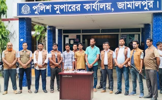 জামালপুরে ৪ হাজার ইয়াবাসহ ৩ মাদক কারবারি গ্রেপ্তার