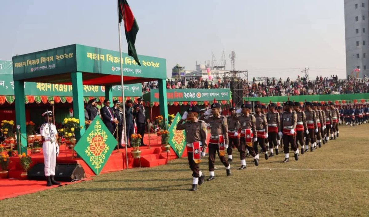 ১৬ ডিসেম্বরে বর্ণাঢ্য আয়োজনে খুলনায় বিজয় দিবস উদযাপন উপলক্ষে প্রদর্শনী অনুষ্ঠিত হয়