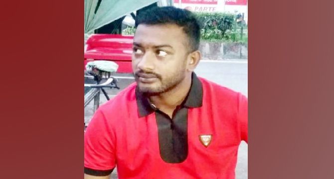 খুলনার চিহ্ন সন্ত্রাসী ও কিশোর গ্যাংয়ে সদস্য সাহেলকে গ্রেফতার করেছে সোনাডাঙ্গা থানা পুলিশ