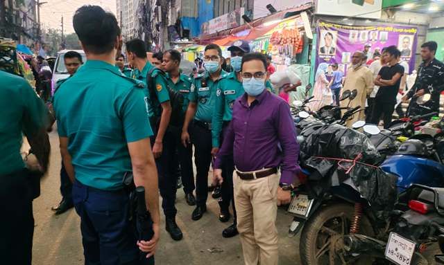 তাঁতীবাজার ও সদরঘাট এলাকায় ডিএমপির বিশেষ অভিযান; গ্রেফতার ৬, মামলা ৭
