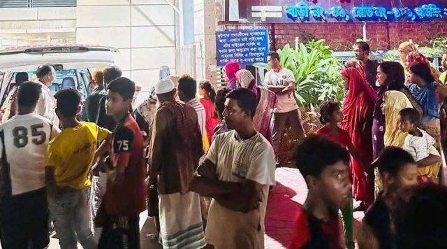 খুলনা নগরীর খালিশপুর ক্লিনিকে ভুল চিকিৎসা কারনে রোগী আফসানার মৃত্যু হয়েছে