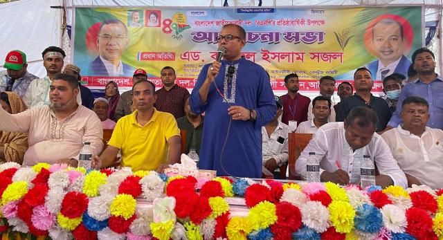 বরিশালে বিএনপি নেতা কামরুল ইসলাম সজল এর আলোচনা সভায় জনতার ঢল