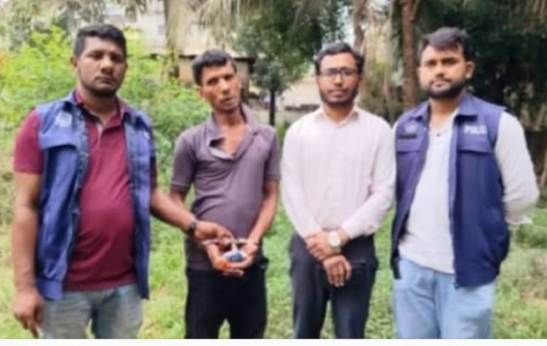 বাঁশখালীতে ইয়াবা সেবনের সময় কসাই আটক, ভ্রাম্যমাণ আদালতে কারাদণ্ড