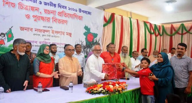 খুলনায় শাহিদের স্মৃতির প্রতি যথাযোগ্য মর্যাদায় মহান স্বাধীনতা ও জাতীয় দিবস উদযাপিত হয়েছে