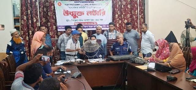 উন্মুক্ত লটারীর মাধ্যমে মাগুরা সদর উপজেলায় ২২ জন ও এম এস ডিলার নিয়োগ