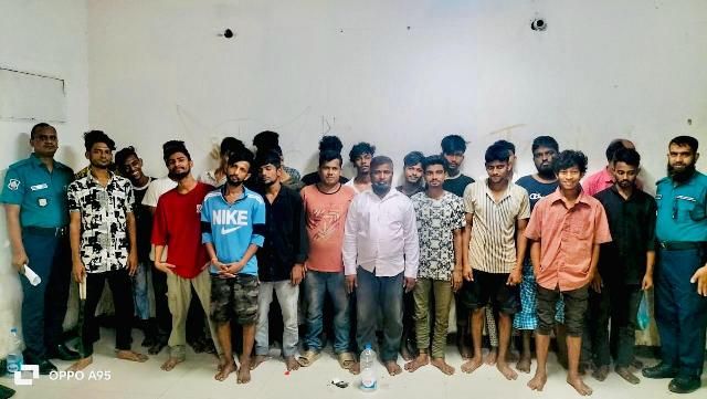 মোহাম্মদপুর থানা পুলিশের অভিযান: চিহ্নিত মাদক কারবারিসহ গ্রেফতার ২৫