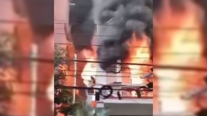 রাজধানীর উত্তরায় ৭ তলা ভবনে আগুন, নিহত ৩