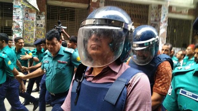 ট্রাইব্যুনালের আদেশ প্রকাশ: সম্পূর্ণ সত্য প্রকাশ করার শর্তে সাবেক আইজিপিকে ক্ষমা করা হবে