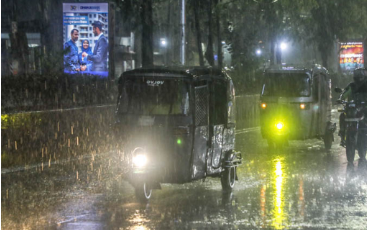 রাজধানীসহ দেশের বিভিন্ন স্থানে বৃষ্টি