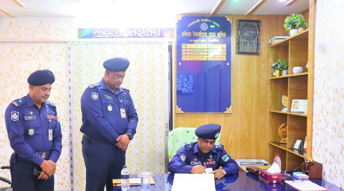 সাতক্ষীরায় শ্যামনগর থানা আকস্মিক পরিদর্শন করলেন পুলিশ সুপার মোঃ আরেফিন জুয়েল