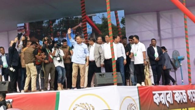 তারেক রহমান সমাবেশ মঞ্চে, জনসমুদ্রে পরিণত বেলস পার্ক